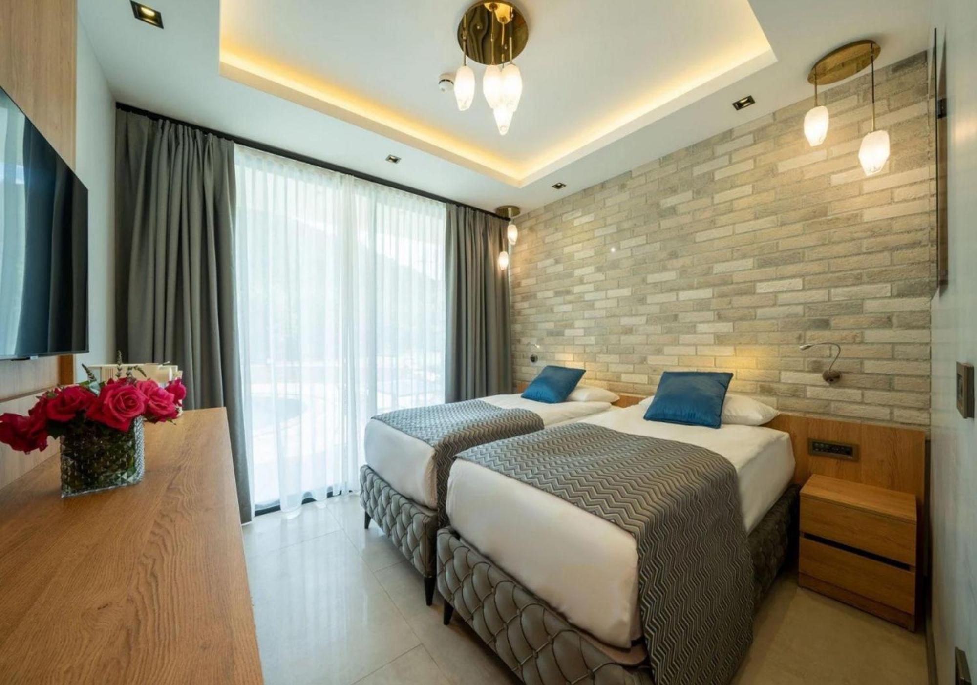 Batihan Vadi Hotel Kuşadası Ngoại thất bức ảnh